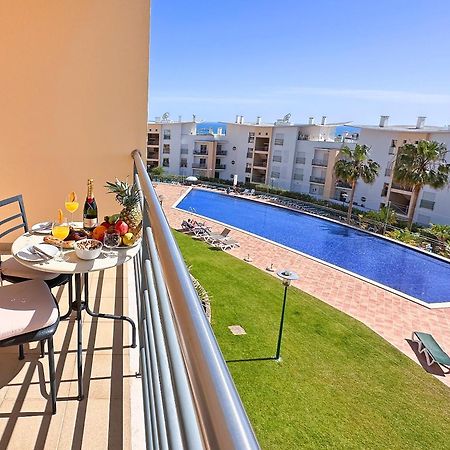 Modern Ocean, Garden & Pool View Condo By Becherish Albufeira Kültér fotó