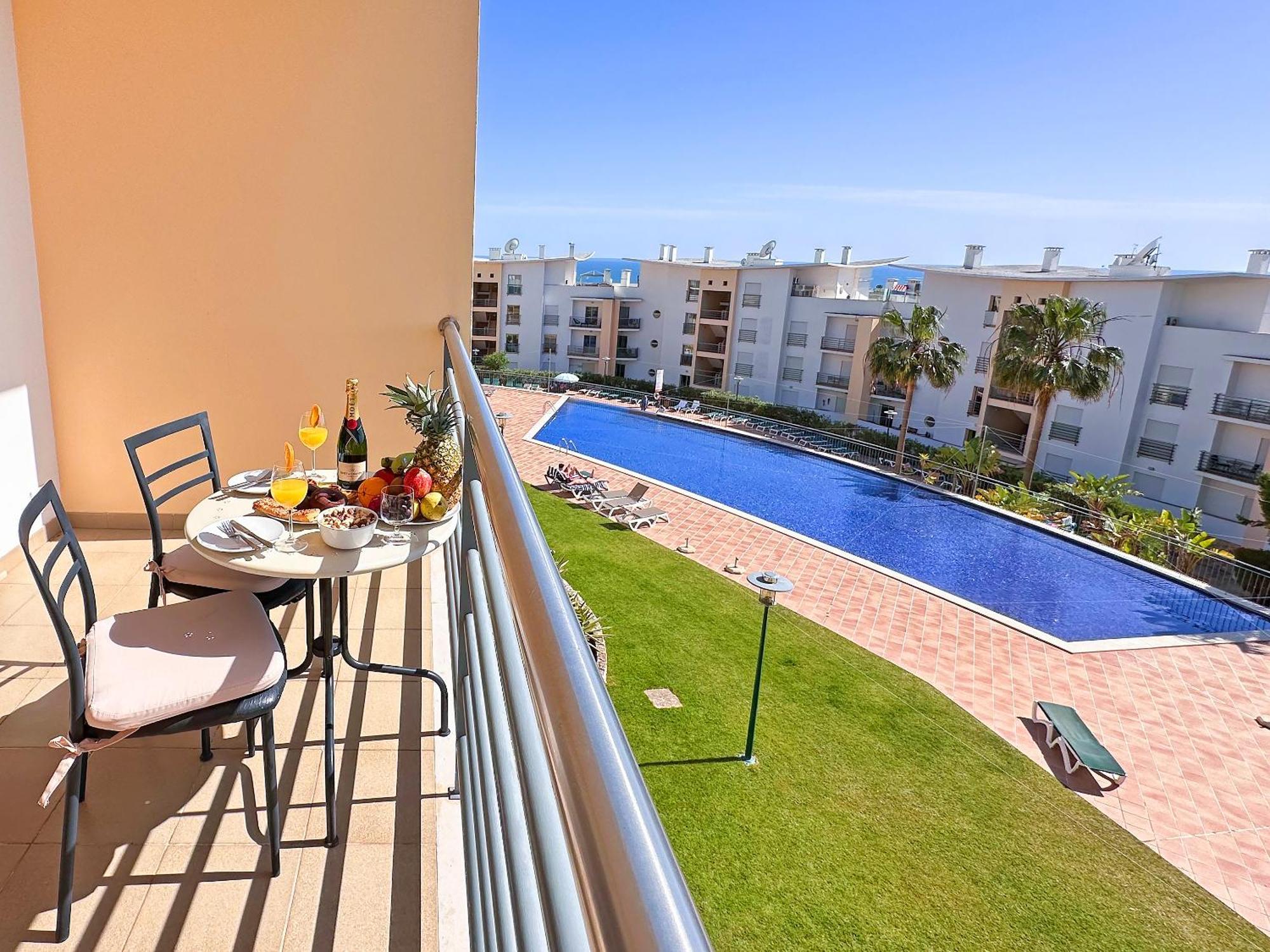Modern Ocean, Garden & Pool View Condo By Becherish Albufeira Kültér fotó