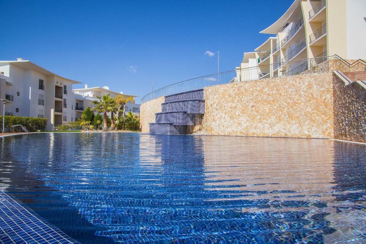 Modern Ocean, Garden & Pool View Condo By Becherish Albufeira Kültér fotó